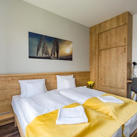 Pilvax Hotel Superior Kalocsa Buitenkant foto